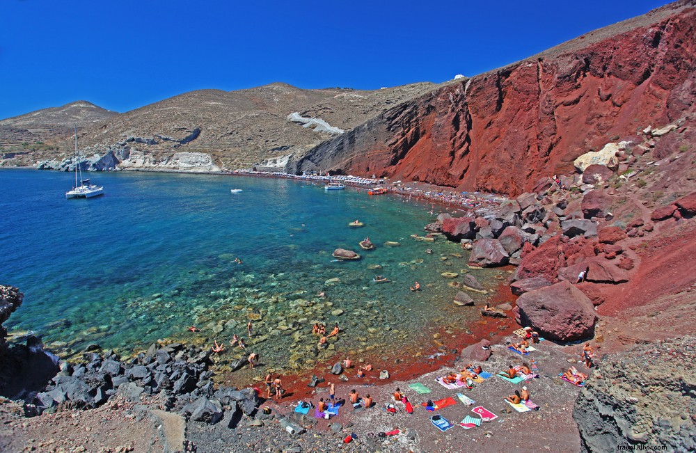 10 praias coloridas em que você deveria estar agora 